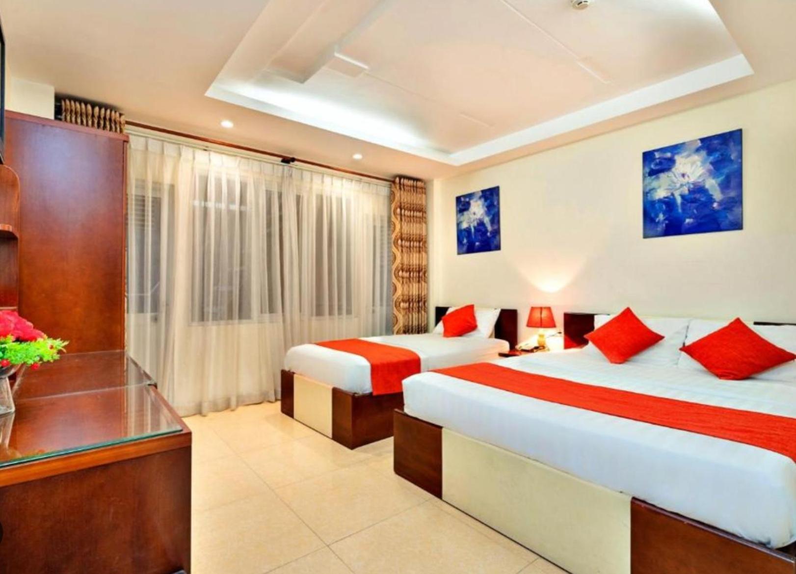 Empress Madani Palace Hotel Surrey Extérieur photo