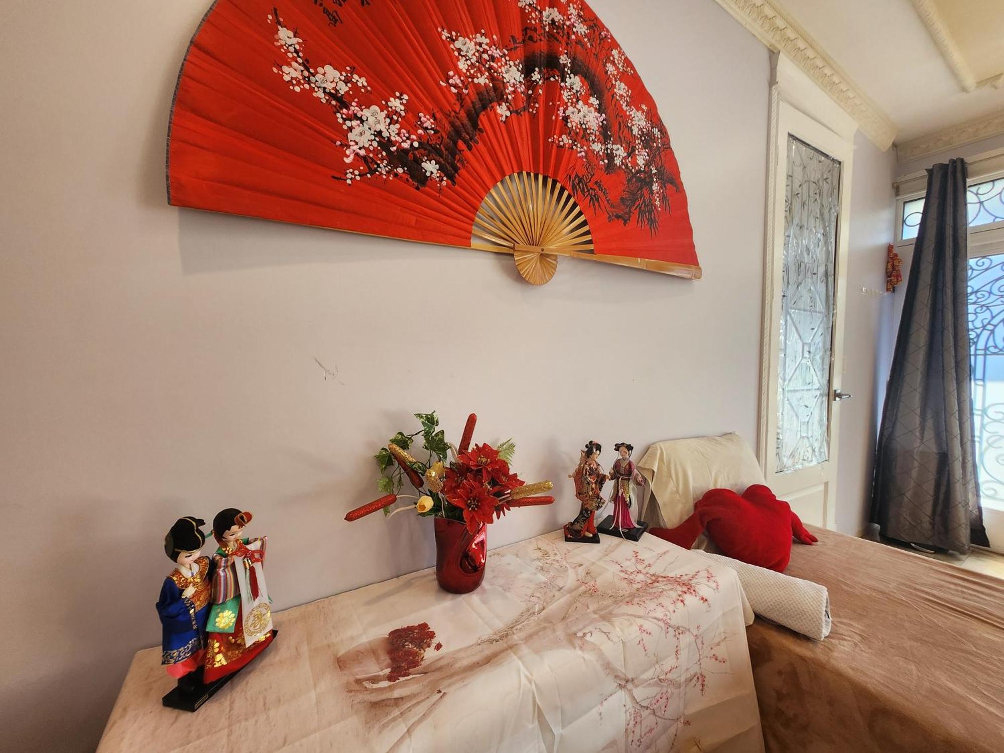 Empress Madani Palace Hotel Surrey Extérieur photo