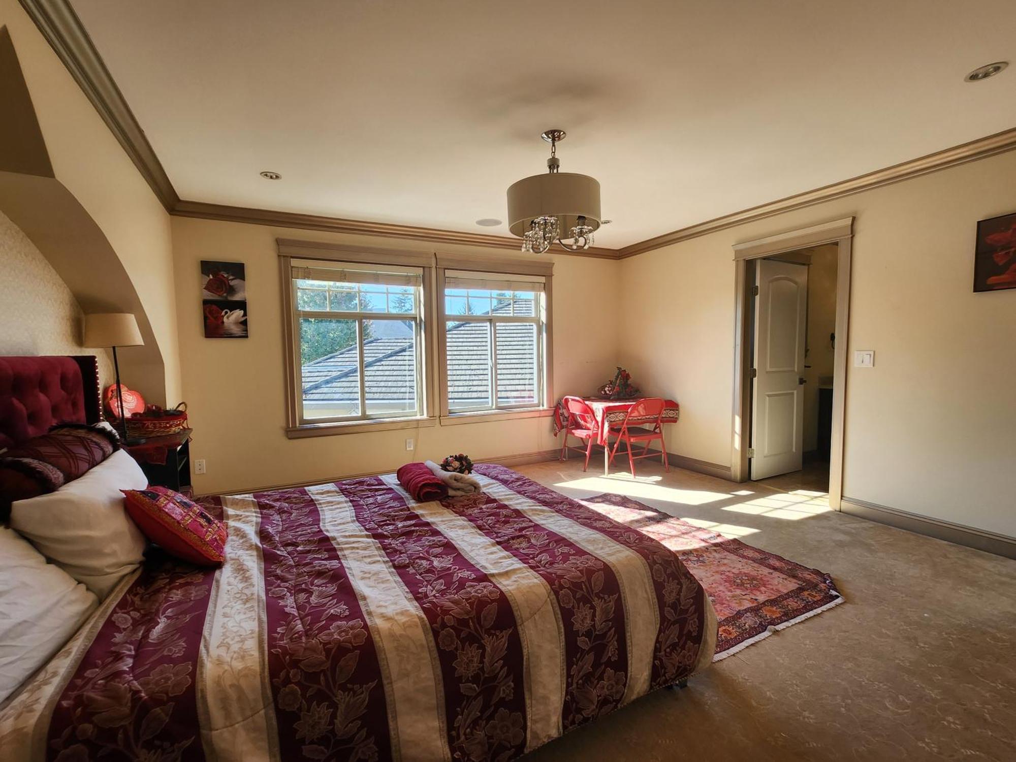 Empress Madani Palace Hotel Surrey Extérieur photo